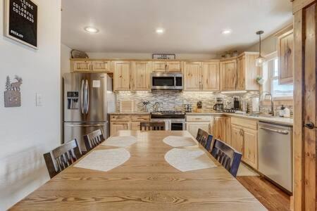 Cabin~Views~Heart Of Town~W&D~Fireplace~Kitchen Woodland Park Exterior photo